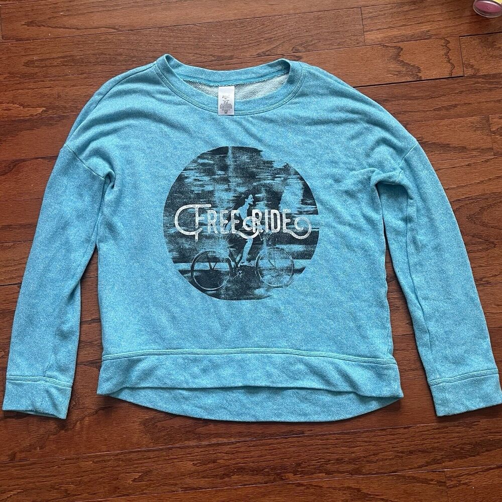 Everlast Women's Blue Crewneck Sweatshirt Size Medium Excellent Condition